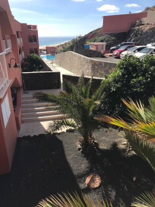 Front With Stunning Ocean Views!
